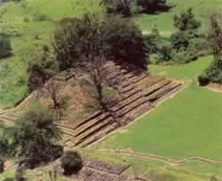 Zona Arqueológica El Cuajilote